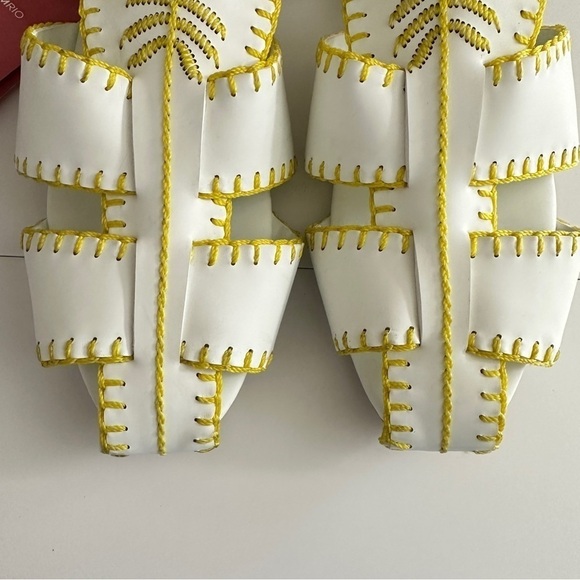NEW Farm Rio Women's Yellow & White Palm Tree Sandals Whipstitch Vegan sz US 9.5 - Picture 4 of 16